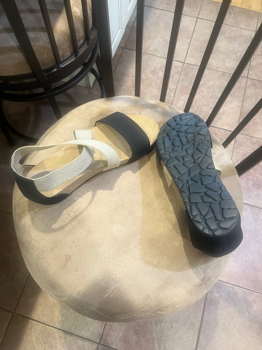 bernie mev. Black and Cream Strappy Sandals brand new no tags